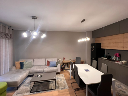 SHITET APARTAMENT 2+1+2 – KOMPLEKSI PANORAMA