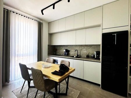 🏠 Jepet Apartament me Qira