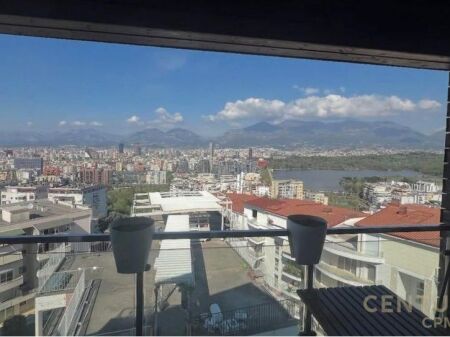 Apartament 2+1+2 në shitje tek Xhamia Kopshti Botanik 230000€ | 120 m²
