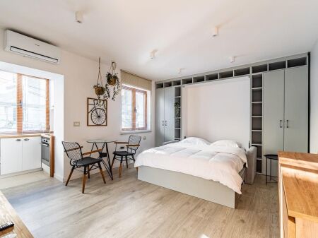 Garsoniere Me Qera tek Shkolla e Kuqe (ID BG180) Tirane