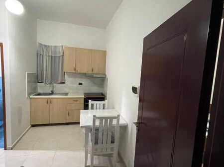 Rent | Apartament 1 + 1 | Ish Uzina Dinamo | 300 €/month
