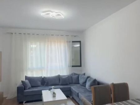 Affitto | Apartament 2 + 1 | Paskuqan | 400 €/mese