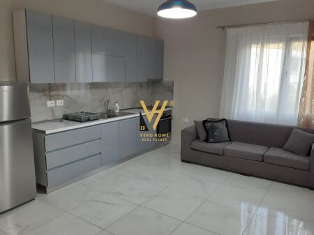 JEPET APARTAMENT 3+1+2BLK ME QERA TE RRUGA E ELBASANIT 55.000 LEKE