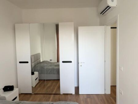 Jepet me qera apartament 2+1 – Rruga Siri Kodra