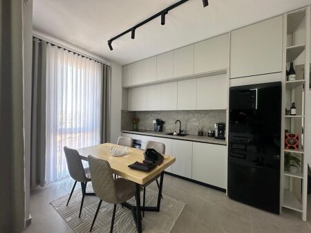 🏠 Jepet Apartament me Qira  📍Pranë Stacionit të Trenit, Rruga Vjosa