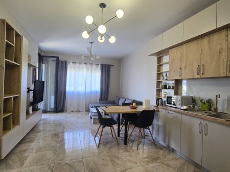 Apartament modern 1+1 me qira!