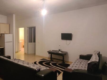 Apartament me qera 1+1 Yzberisht