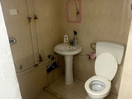 Studio apartment for sale in Kombinat