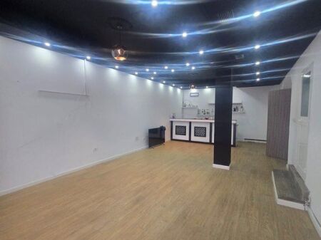 BUSINESS UNIT FOR SALE BUSINESS NEAR DURRES TRAIN STATION !!!