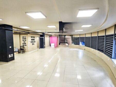  Commercial Space for Rent – 300 m² | Rruga e Dibrës, near the Selvisë area
