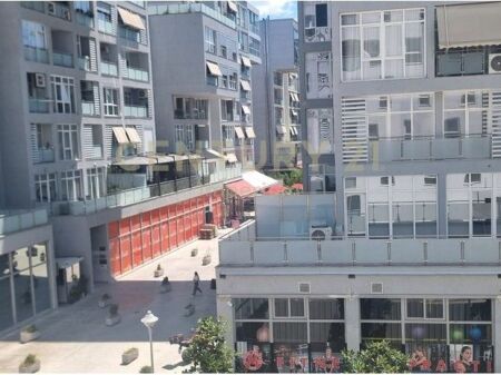 Appartamento 1+1 in affitto a Kika 2, Comune di Parigi! 700 € /Mese