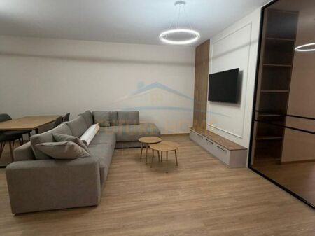 Qira, Apartament 1+1, Kopshti Zoologjik, Tiranë. 730 €