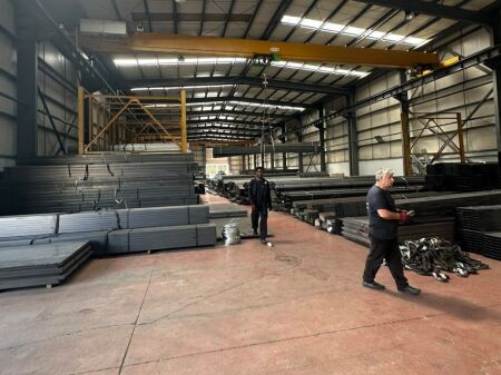 🏭✨ CAPANNONE INDUSTRIALE IN VENDITA + UFFICIO – VORË ✨🏭