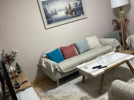 Apartament 2+1 per shitje Kombinat !