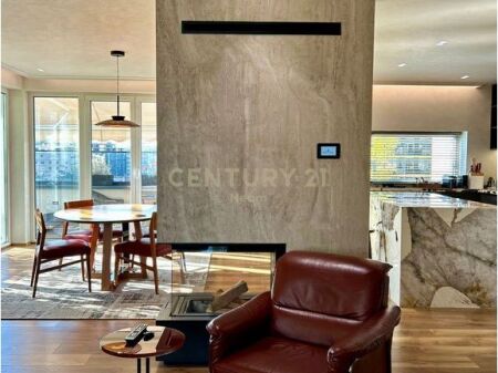 UNIQUE PENTHOUSE FOR SALE IN THE HEART OF THE FORMER BLOCK Exclusive Penthouse – A New Standard of Luxury Living!