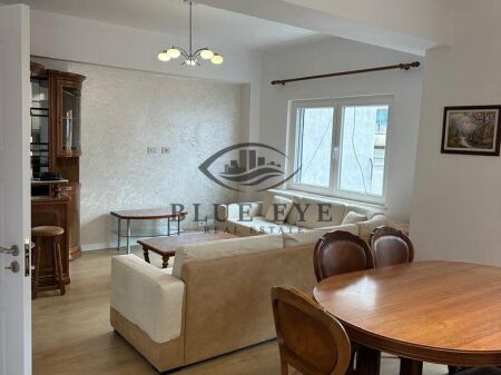 Apartament 2+1+2 për Shitje pranë Markatës