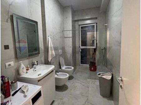 Apartament 2+1+2 me qera te Marga 1