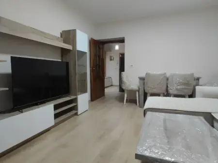 Qera | Apartament 2 + 1 | Rruga Fortuzi | 800 €/muaj