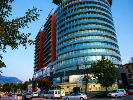 🏢✨ Shop for Sale 50 m² – ETC, Tirana ✨🏢