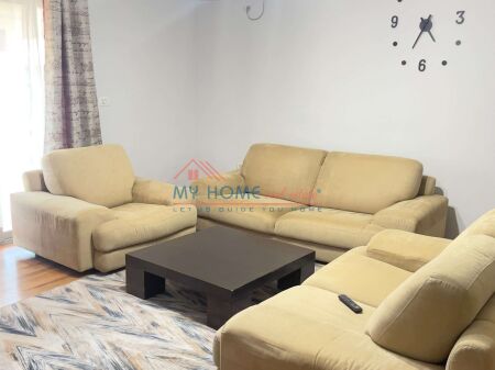 Apartament 1+1 me qera ne Xhamllik ne Tirane