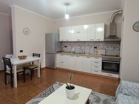 Apartament 1+1 për qira në Ali Dem