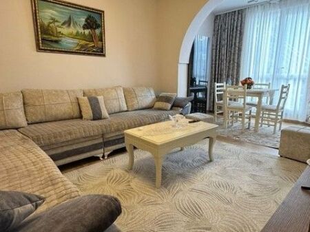 Shitet, Apartament 1+1+ Verande, Kinostudio, Tiranë.