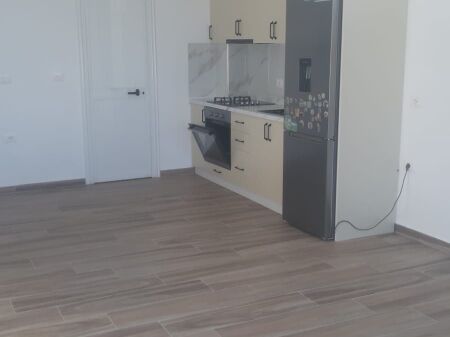 Appartamento 1+1. 30000 leke Laprak