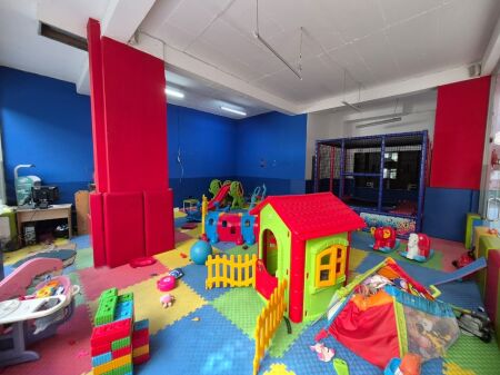 Business premises for rent in Astir, at Hapsira X Complex.   