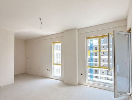 APARTAMENT 1+1 + PARKIM PER SHITJE TEK UNIVERS CITY