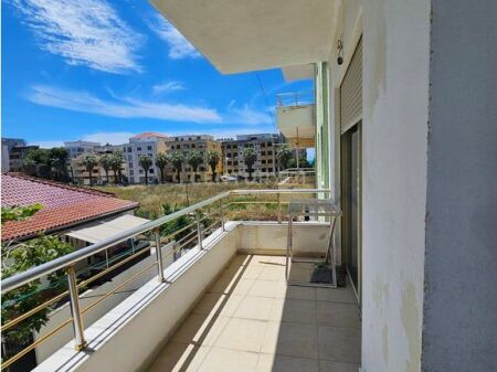 SHITET APARTAMENT 2+1+2 NE PLAZH TE ADRIATIKU DURRES !