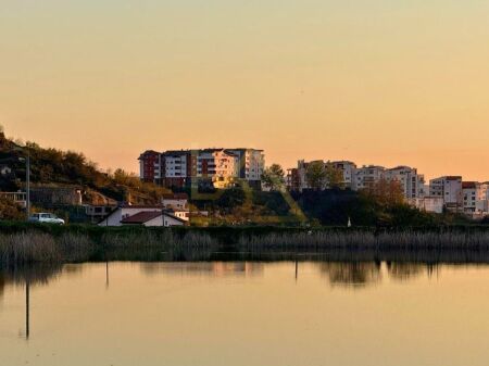 Vendesi in vendita 1+1 – Fresk, Tirana