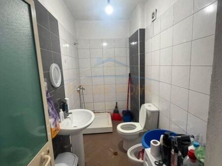Shitet, Apartament 1+1, Unaza e Re