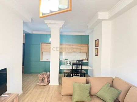 SHITET APARTAMENT 2+1 NE QENDER TE DURRESIT!
