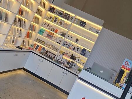 Business for Sale Shop and Phone Service at Amerikan 2 / Selaudin Zorba street