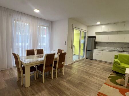 APARTAMENT 2+1 ME QIRA UNIVERS CITY     