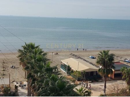 Esclusivo! Vendesi Appartamento 1+1 sulla Prima Linea del Mare – Shkëmbi i Kavajës, Durres!