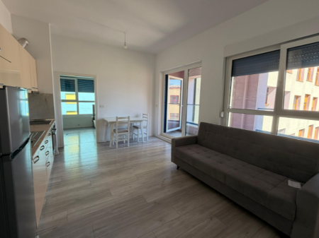  JEPET ME QIRA APARTAMENT 1+1 – MANGALEN, ALI DEMI, TIRANË