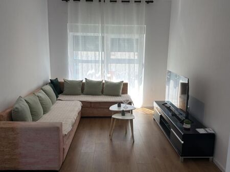 Jepet me qera apartament 2+1+2 për vetëm 50 000 lekë