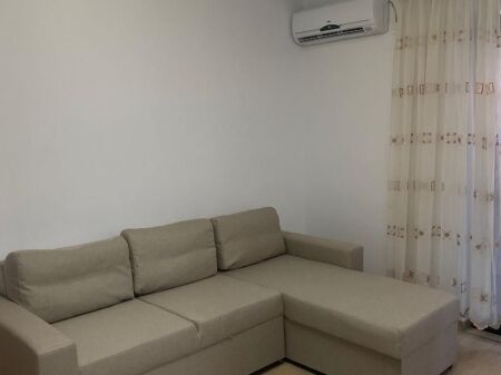 Brryl, jepet me qira apartment 1+1! 40.000 Leke