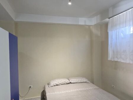 Tirane, jepet me qera garsonier  Kati 0, 50 m² 320 € (Rruga Lidhja e Prizrenit, Tiranë, Albania)

