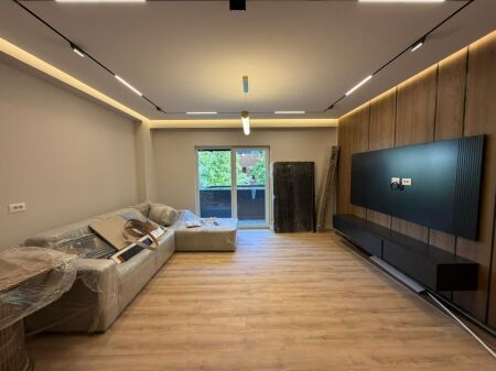 Apartment 2+1+Parking for rent at Jordan Misja Street.
