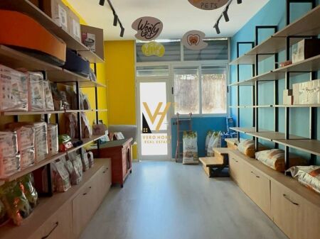 BUSINESS PREMISES FOR RENT 20 M2 AT FORMER EXHIBITION 20,000 LEKE
