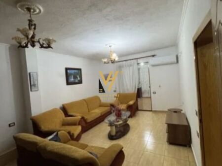ENTRANCE 2+1 FOR RENT AT VENUE CLUB 40,000 LEKE
