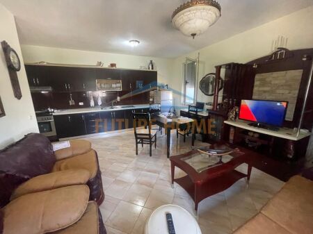 SHITET APARTAMENT 2+1 PRANE SPITALIT AMERIKAN 3