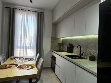 🏠 Jepet Apartament me Qira , Jordan Misja