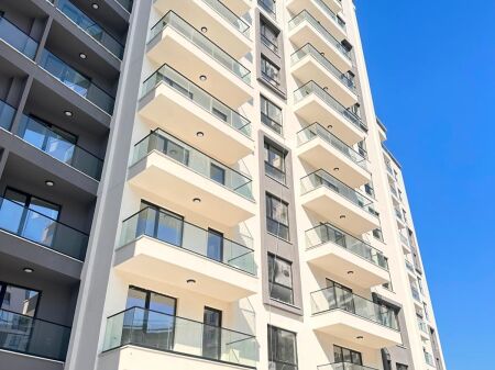 Shitet Apartament 2+1