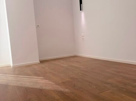 🏡 Shitet Apartament 1+1 Te 21 Dhjetori