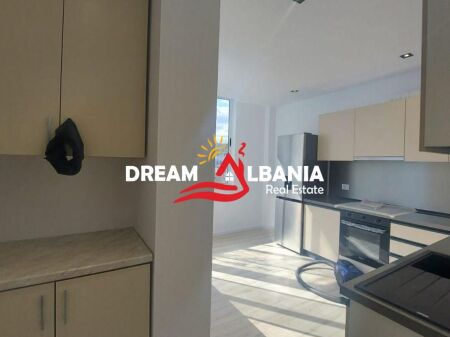 Apartment 2+1+2 for rent at the Former Exhibition near the Court in Tirana (ID 42214415)