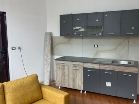 1+1,zoo garden,450 thousand leke