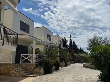 SHITET VILE NE DHERMI, RESIDENCA “WHITE ROCK”!